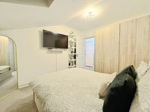 Photo 2- click for photo gallery